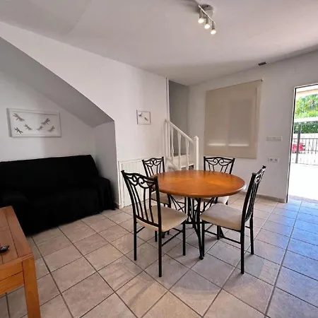 Adosado Independiente A 200m De La Playa Tatil Evi *